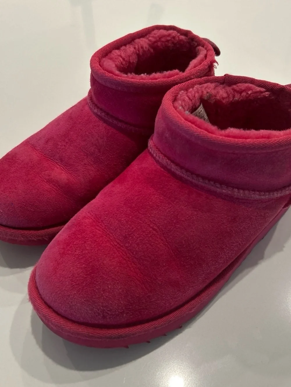 UGG Kids Short Slip-On Boots - Fuchsia